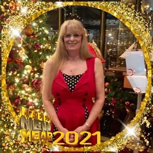 Meet your Posher, Debbie